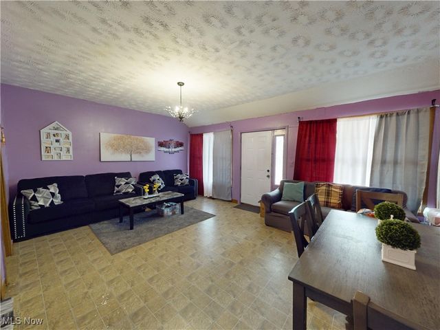 2027 Lexington Avenue, Lorain, OH 44052