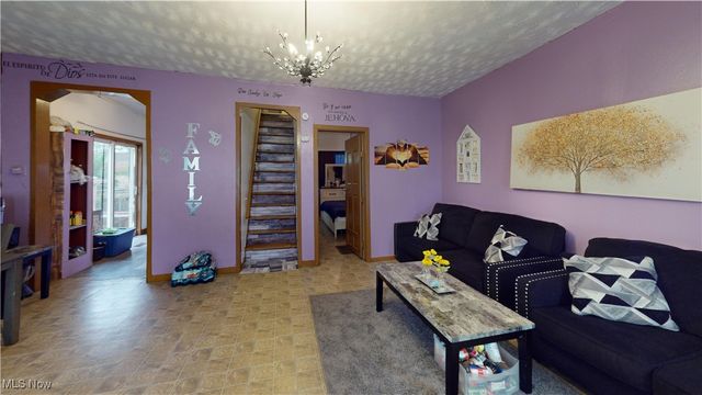 2027 Lexington Avenue, Lorain, OH 44052