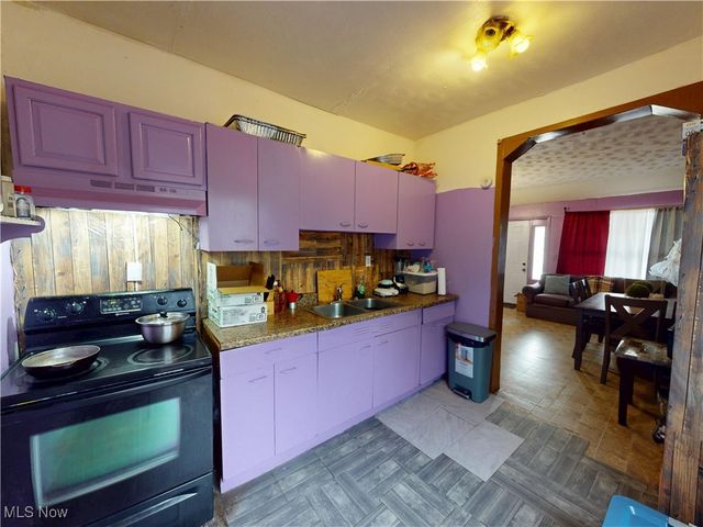 2027 Lexington Avenue, Lorain, OH 44052