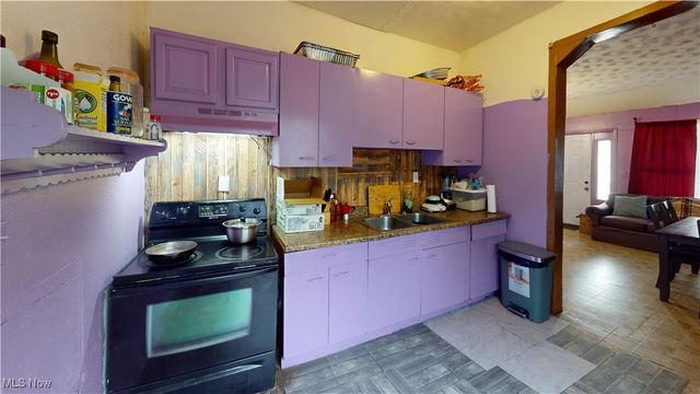 2027 Lexington Avenue, Lorain, OH 44052