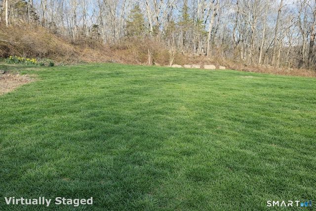 226 Pumpkin Hill Road, Groton, CT 06355