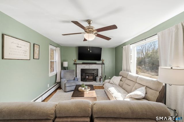 226 Pumpkin Hill Road, Groton, CT 06355