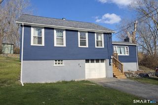 226 Pumpkin Hill Road, Groton, CT 06355