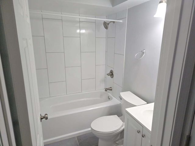 446 N Ardmore Avenue GD, Villa Park, IL 60181
