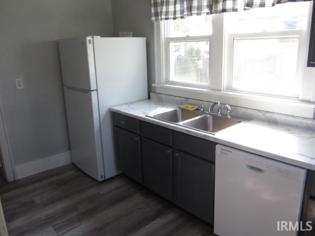210 W Garfield Avenue, Elkhart, IN 46516