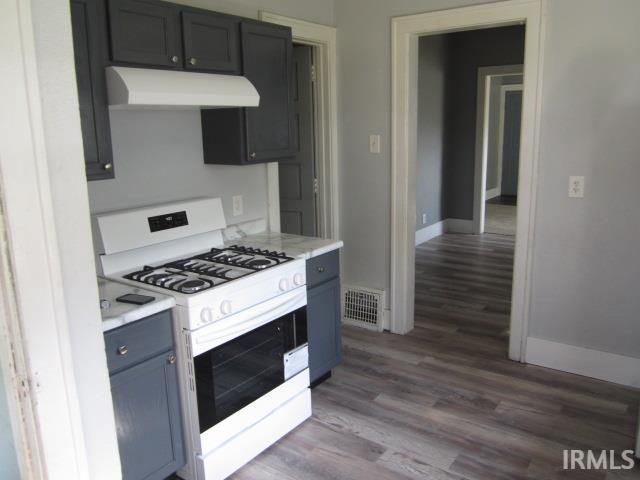 210 W Garfield Avenue, Elkhart, IN 46516