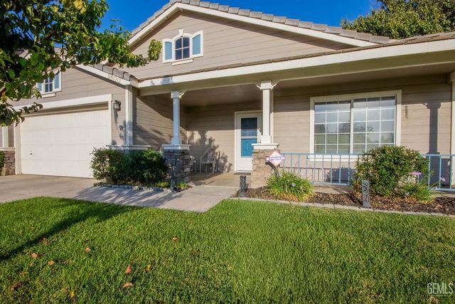 5800 California Spring Drive, Bakersfield, CA 93313