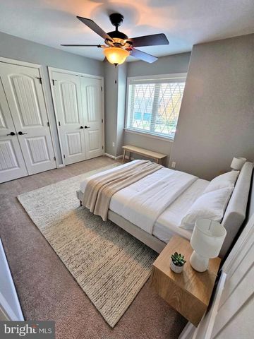 136 EAGLE DR, Ephrata, PA 17522