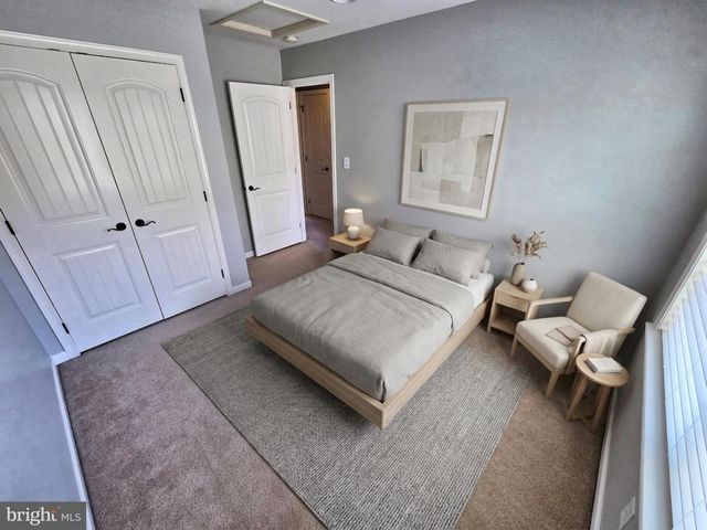 136 EAGLE DR, Ephrata, PA 17522