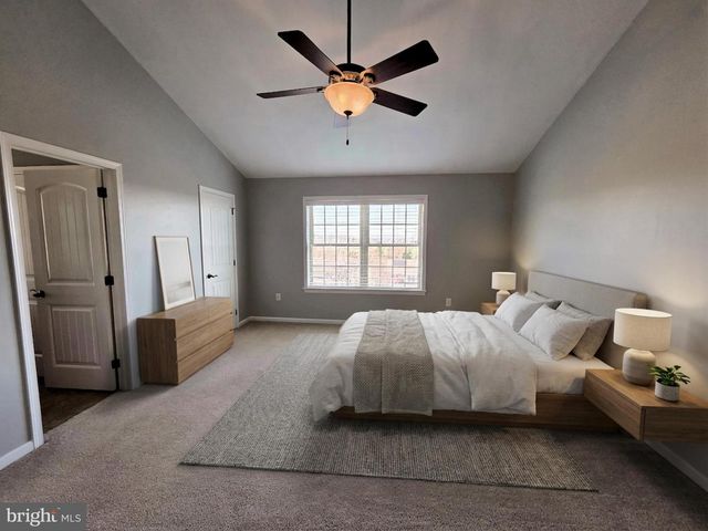 136 EAGLE DR, Ephrata, PA 17522