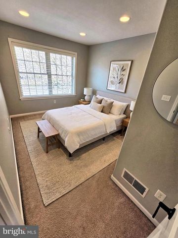 136 EAGLE DR, Ephrata, PA 17522