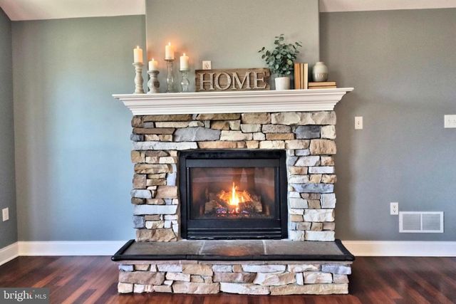 136 EAGLE DR, Ephrata, PA 17522