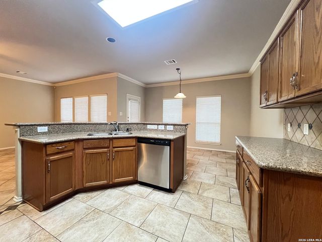 414 CATTLE RANCH DR, San Antonio, TX 78245