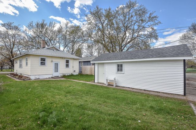 1032 16th Avenue S, Saint Cloud, MN 56301