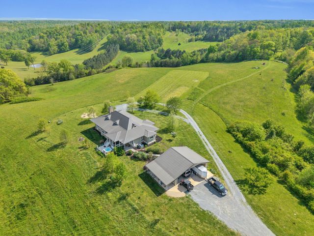 39 Fayetteville Rd, Kelso, TN 37348