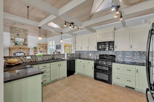 39 Fayetteville Rd, Kelso, TN 37348