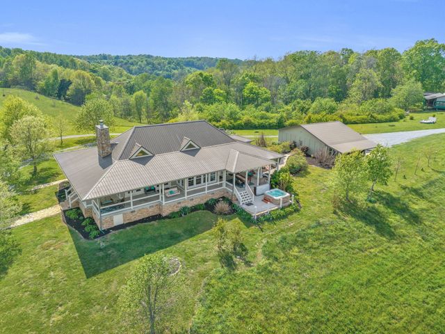 39 Fayetteville Rd, Kelso, TN 37348
