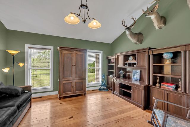 39 Fayetteville Rd, Kelso, TN 37348