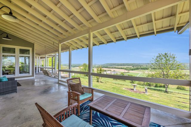 39 Fayetteville Rd, Kelso, TN 37348