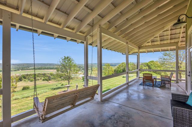 39 Fayetteville Rd, Kelso, TN 37348