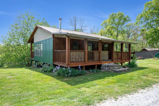 39 Fayetteville Rd, Kelso, TN 37348