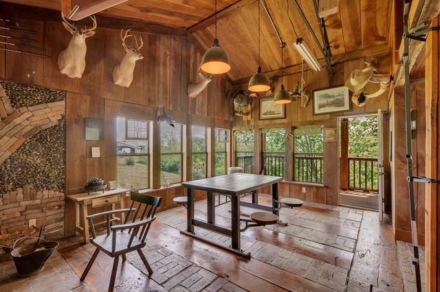 39 Fayetteville Rd, Kelso, TN 37348