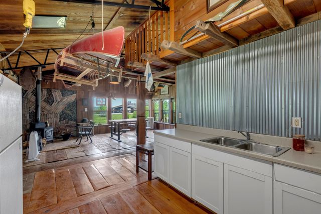39 Fayetteville Rd, Kelso, TN 37348