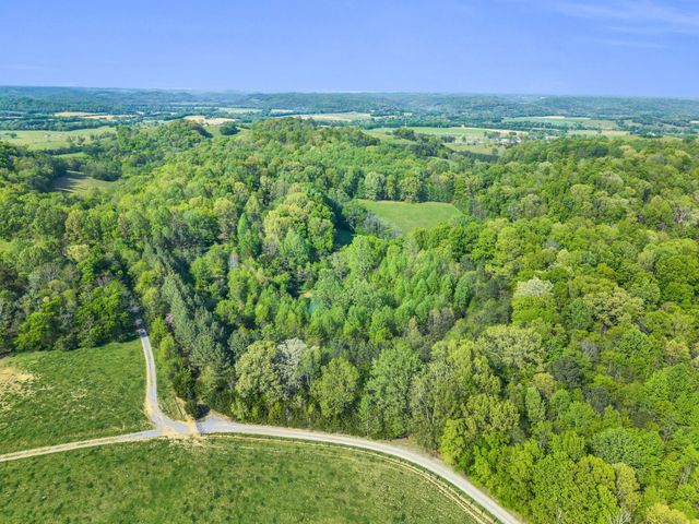 39 Fayetteville Rd, Kelso, TN 37348
