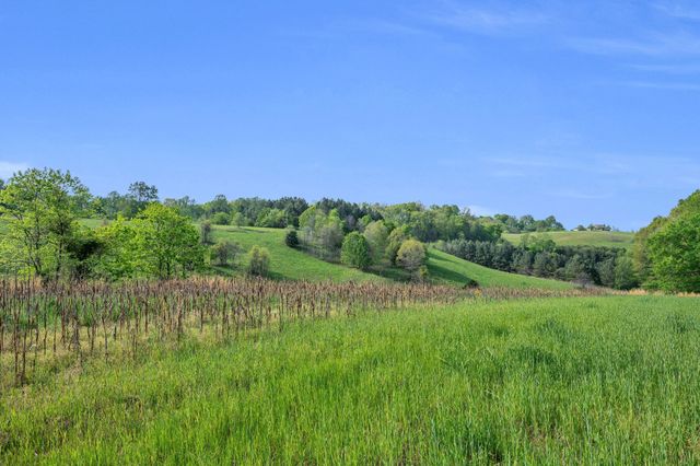 39 Fayetteville Rd, Kelso, TN 37348