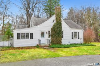 5 South Lane, Redding, CT 06896