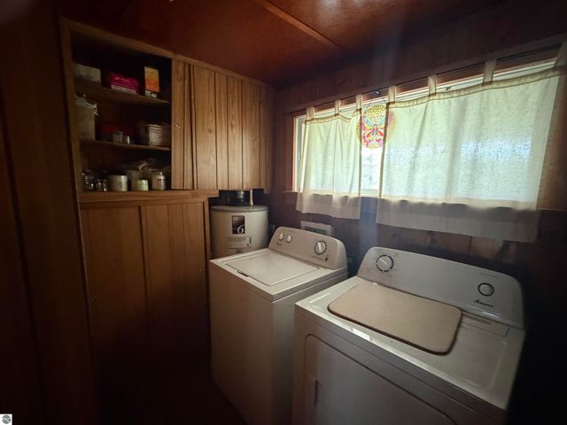 382 S Scott Drive, Farwell, MI 48622