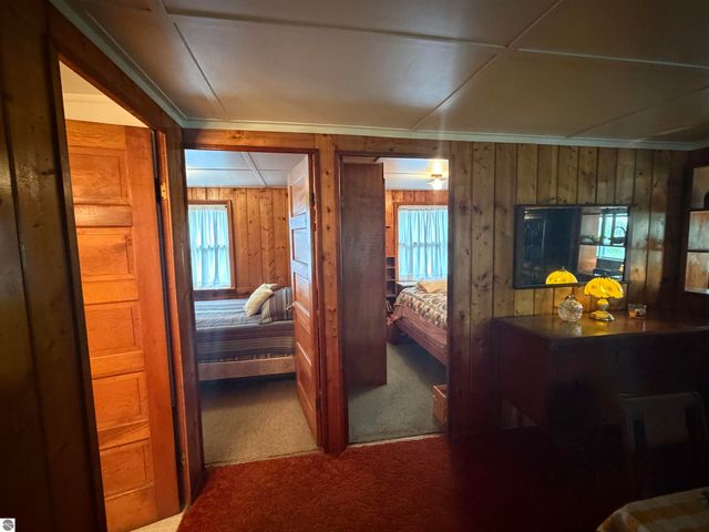382 S Scott Drive, Farwell, MI 48622