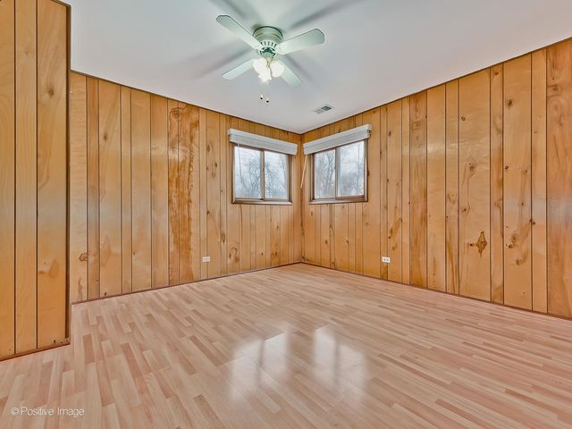 9412 Margail Avenue, Des Plaines, IL 60016