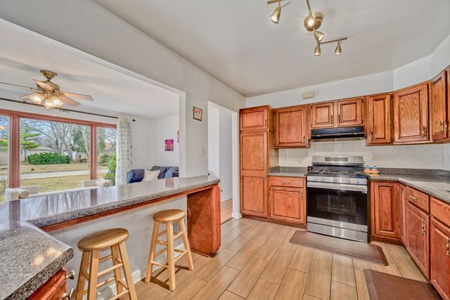 9412 Margail Avenue, Des Plaines, IL 60016