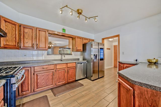 9412 Margail Avenue, Des Plaines, IL 60016