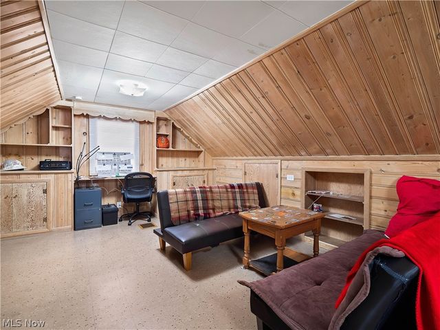 4423 Grantwood Drive, Parma, OH 44134