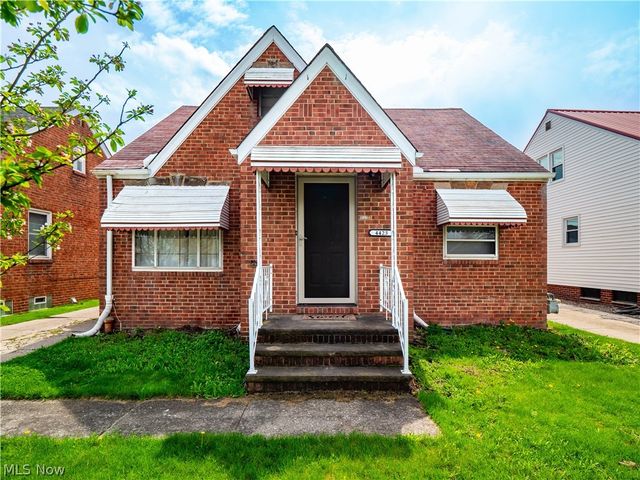 4423 Grantwood Drive, Parma, OH 44134