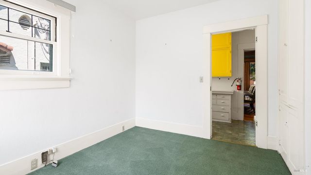 563 Jefferson St, Napa, CA 94559