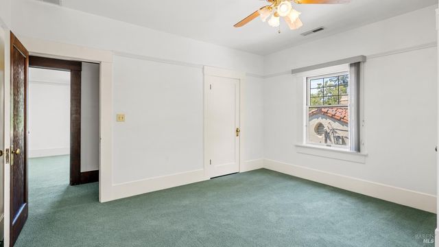 563 Jefferson St, Napa, CA 94559