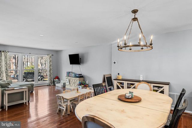 7229 OLDE LANTERN WAY, Springfield, VA 22152