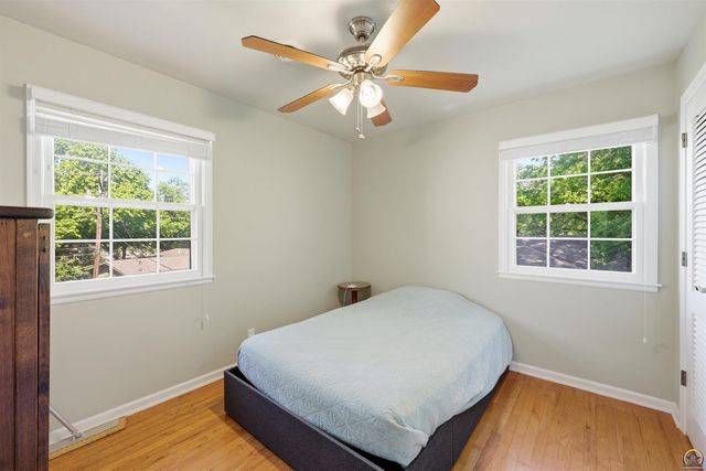 2865 SW Jewell AVE, Topeka, KS 66611