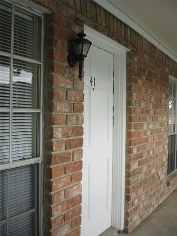 14333 Memorial Drive 41, Houston, TX 77079