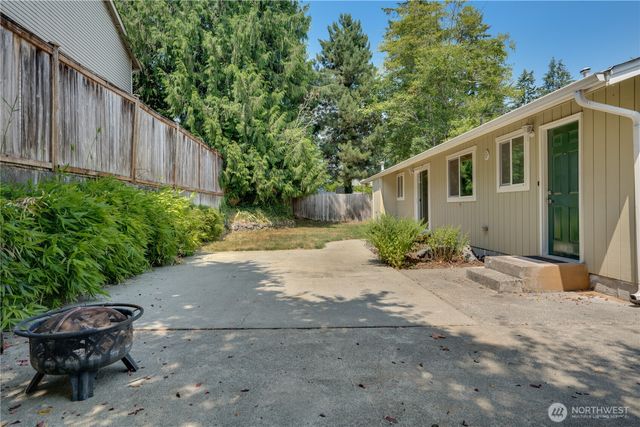 20643 Church Lake Drive E, Bonney Lake, WA 98391