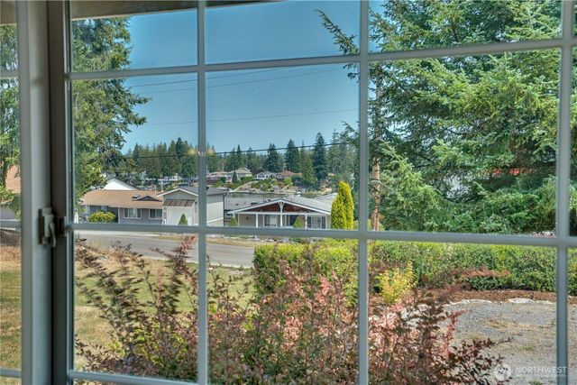 20643 Church Lake Drive E, Bonney Lake, WA 98391
