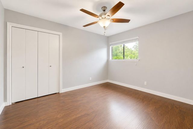 305 Starbright DR, Austin, TX 78745
