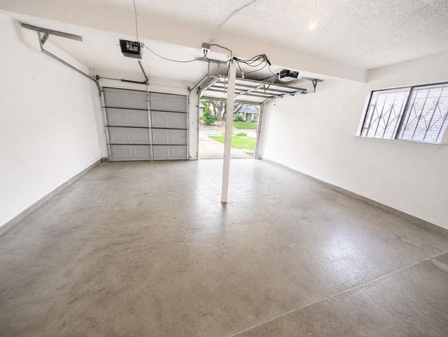 305 Starbright DR, Austin, TX 78745