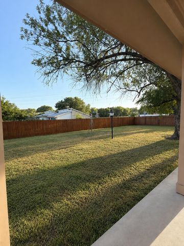 305 Starbright DR, Austin, TX 78745