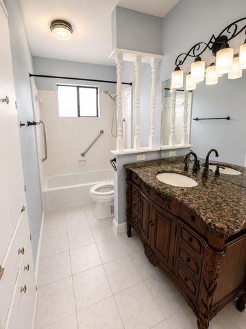 305 Starbright DR, Austin, TX 78745