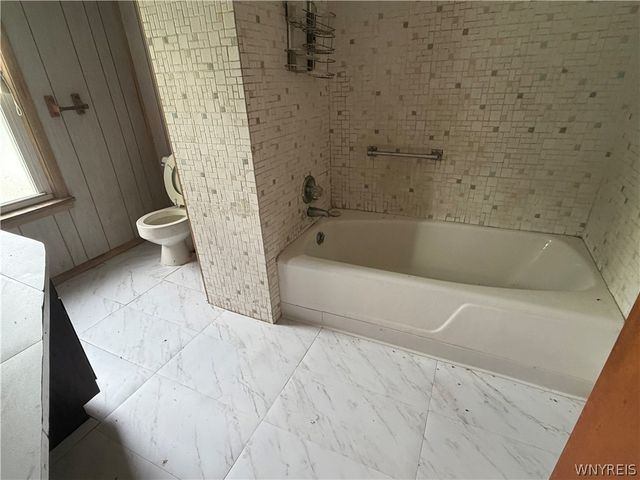 2248 Michigan Avenue, Niagara Falls, NY 14305
