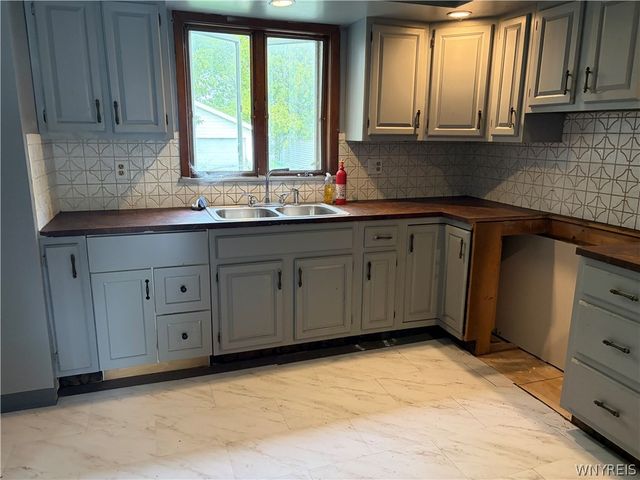 2248 Michigan Avenue, Niagara Falls, NY 14305